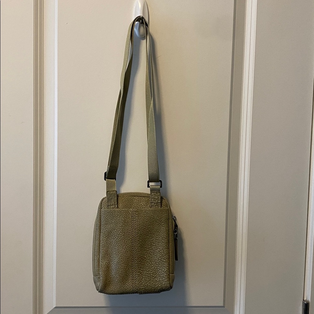 Piquadro Olive Green Crossbody Bag - Picture 4 of 13